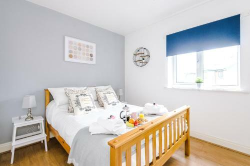 2 Bedroom Apartment Manchester Hosted By Mcr Dens
