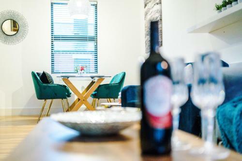 Rest & Recharge At Ash House Near Mediacityuk