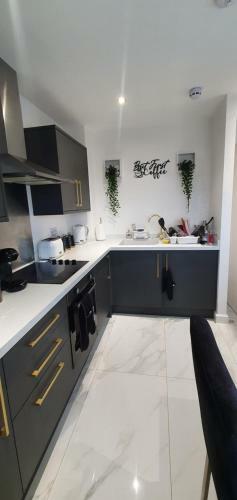 Oakwood Bank Apartment