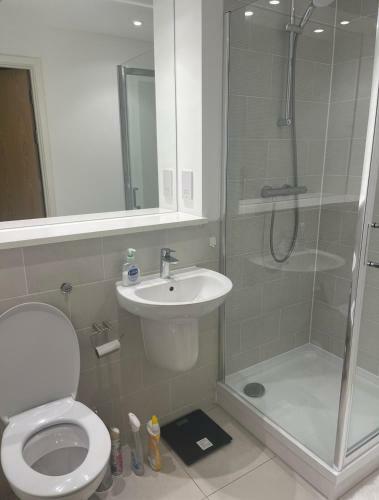 Luxury Apartment Manchester With Balcony Views
