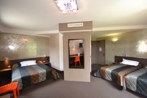 Hotel H�tel Restaurant Les Aliz�s