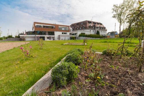 Hotel H�tel Restaurant Les Aliz�s
