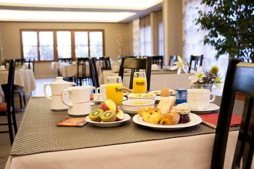 Hotel H�tel Restaurant Les Aliz�s