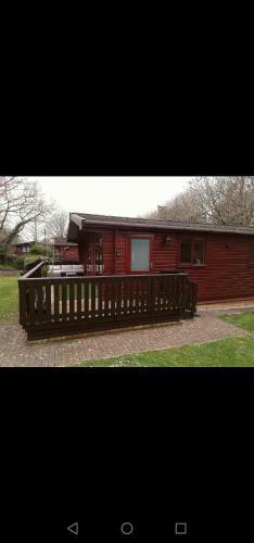 Wooden Forest Lodge By The Sea