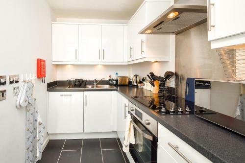 Apartamento Milton Keynes Hub - Prime Location, Free Underground Parking