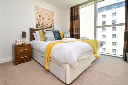 Apartamento Milton Keynes Hub - Prime Location, Free Underground Parking