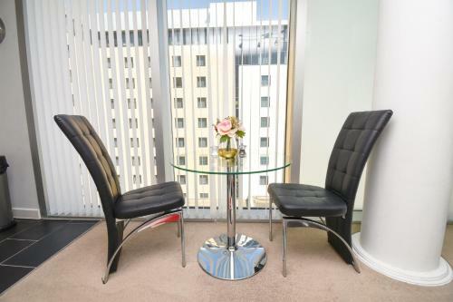 Apartamento Milton Keynes Hub - Prime Location, Free Underground Parking