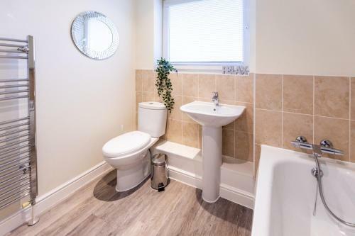 Waterside Lodge By Crew Homes