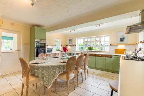 Alderfen View - Norfolk Holiday Properties