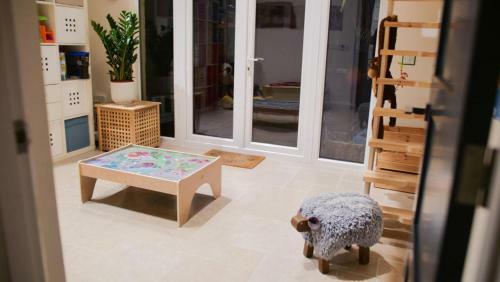Rosecroft, Beautiful Large Home, Next To Celtic Manor & Icc