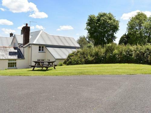 Well Farm Cottage - Uk11879