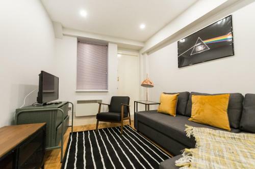 Britannia House 1 Bed Apartment
