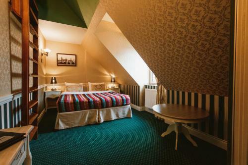 Hostal Via Villa