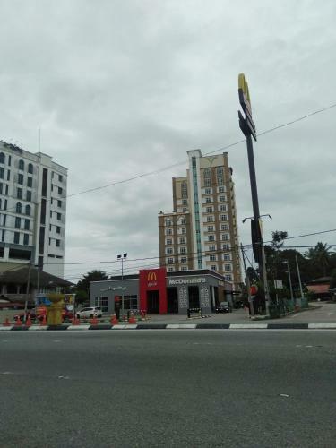 Risqi Apartment Wakaf Che Yeh