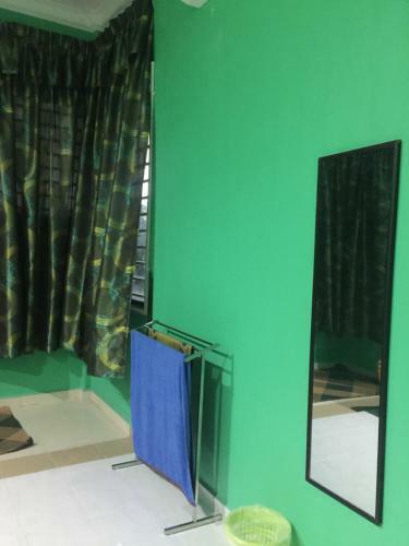 Hostal Famili Homestay
