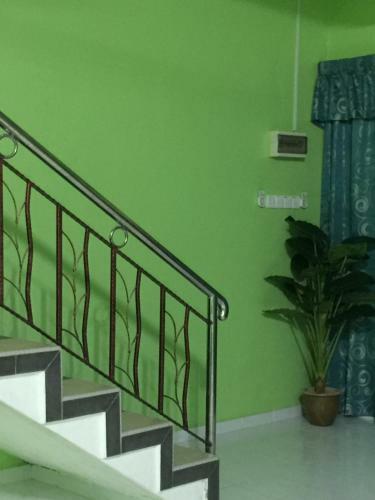 Hostal Famili Homestay