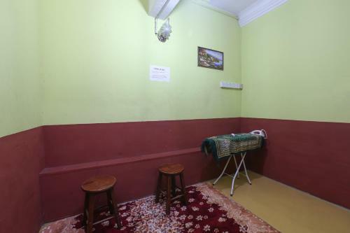 Oyo 89784 Impiana Hotel