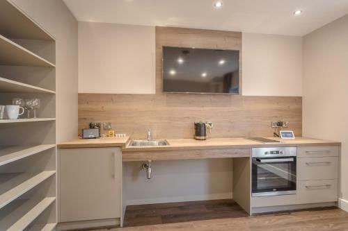 Aparthotel Dwell City Living