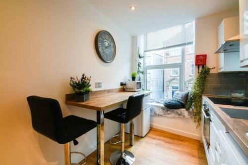 Long Row Apartments In Nottingham City Centre