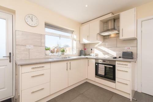 City House - Modern & Cosy 2bed Home From Home