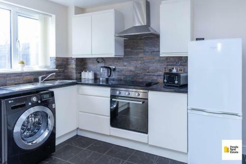 Penda Contractor And Leisure Guests Nottingham