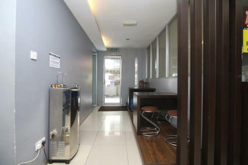 Hotel Oyo 90136 Jumbo Inn