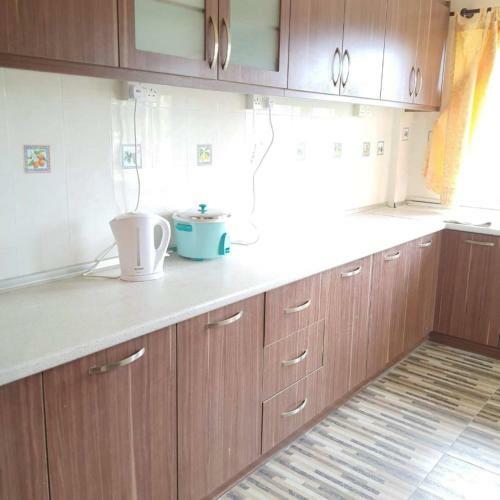 Oyo Home 90354 Camlodge Royal Lily