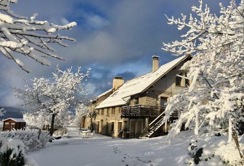 Hostal Chambre D'h�tes La Grange Des Ecrins