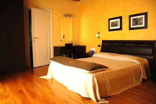 Hotel Fontana Santa