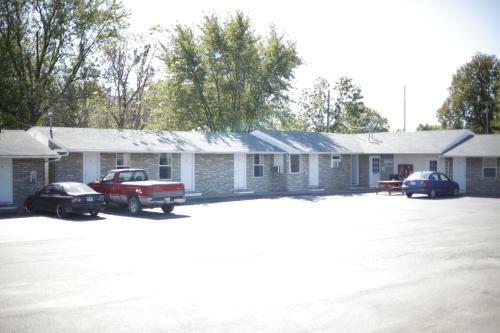 Travelier Motel - Macon