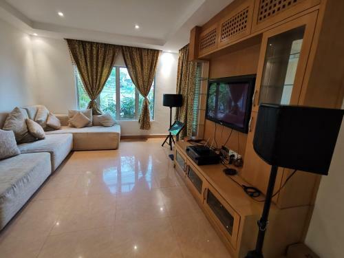 Fun&crazy Villa@private Pool/bbq/karaoke By Valepine