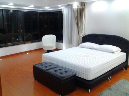 Jomtien Beach Seaview Luxury Apartment