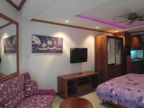 Jomtien Beach Condominium A3 Floor 11 Room 19