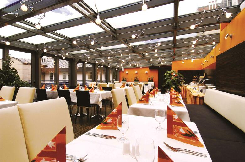 Ea Hotel Crystal Palace