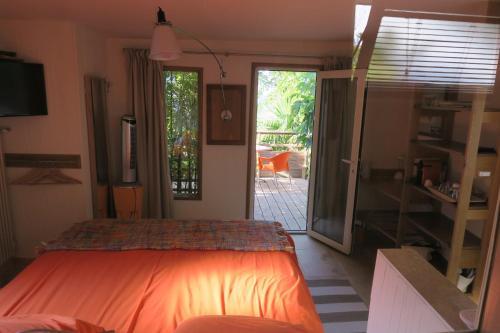 Bed & Breakfast Home6