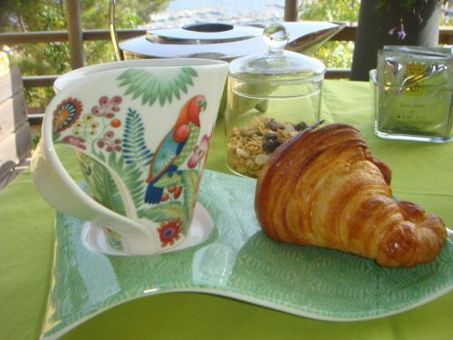 Bed & Breakfast Home6