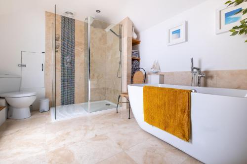 Central Penzance, Modern Stylish Home,nr Seafront.