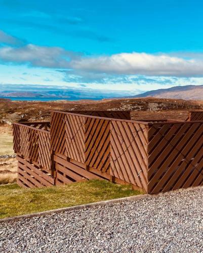Duirinish Pods With Private Hot Tubes