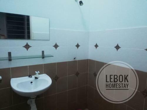 Lebok Homestay Airport Kuantan