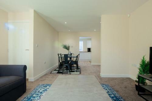 Brand New 3-bed Detached Family Home