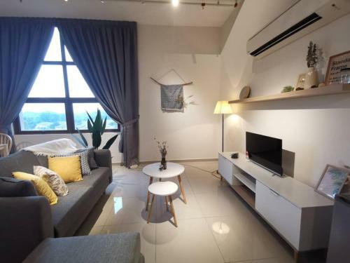 Apartamento Pinnacle Duplex@6pax-5m Walk To Paradigm Mall+wifi