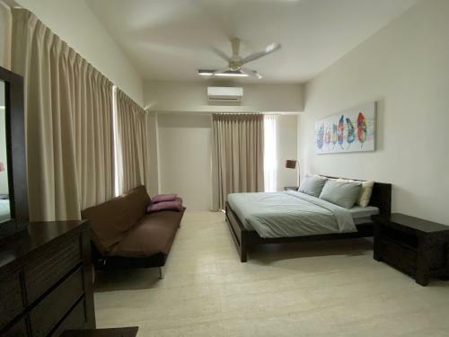 Apartamento By The Sea Beachfront Home