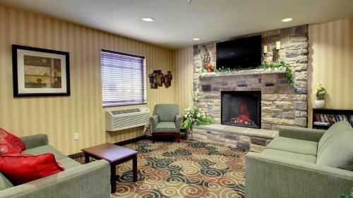 Cobblestone Hotel - Wayne