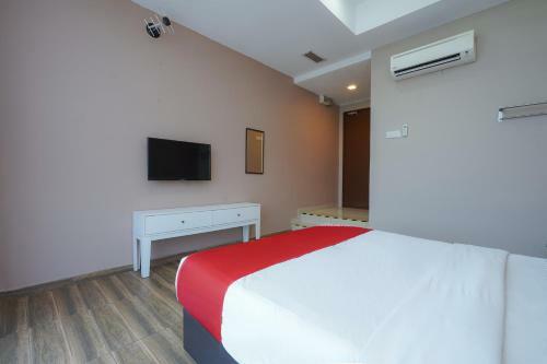 Oyo 90100 Bangi Gateway Hotel