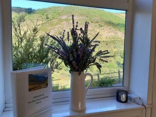 Afan Valley Holiday Home - Mountain Retreat!