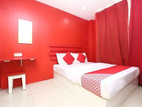 Oyo 89654 My New Home Hotel