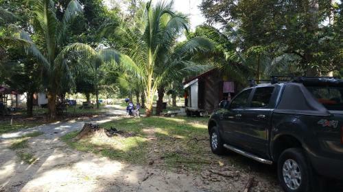 Agroturismo Chalet Kampong Semawar