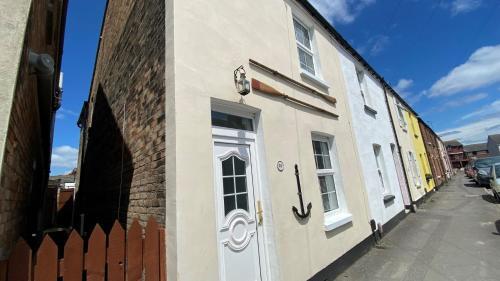 Oyster Cottage - 200 Yds To Harbour