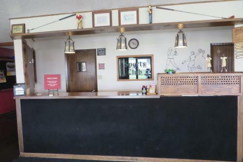 Sports Club Motel