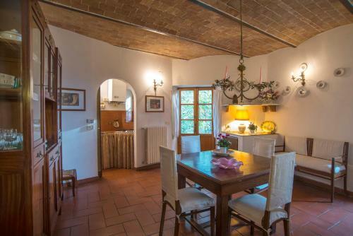 Hotel Castello Di Proceno Albergo Diffuso In Dimora D'epoca